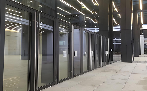 富平玻璃地弹门