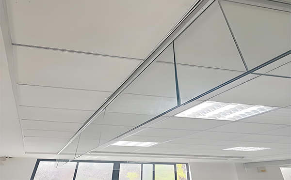 富平玻璃挡烟垂壁