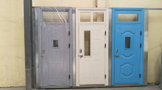 富平学校教室门