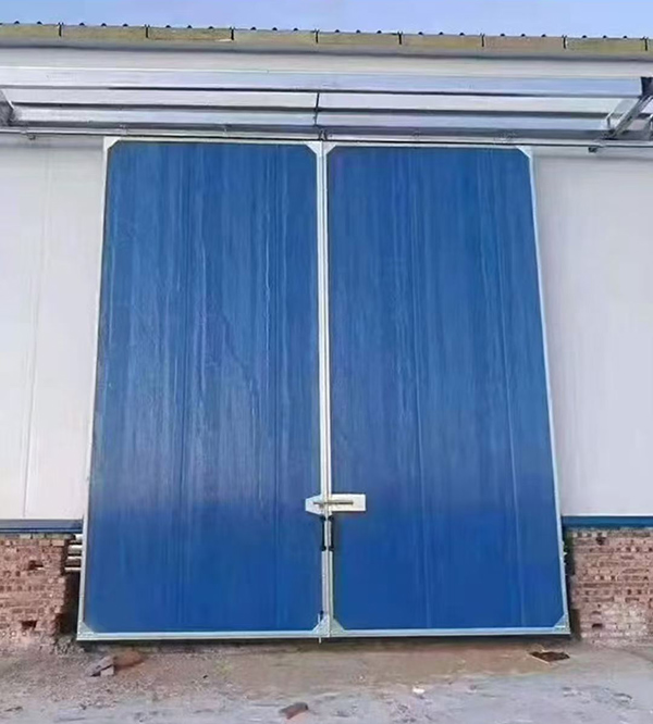 富平工业门在大型仓储物流通道中的应用实例